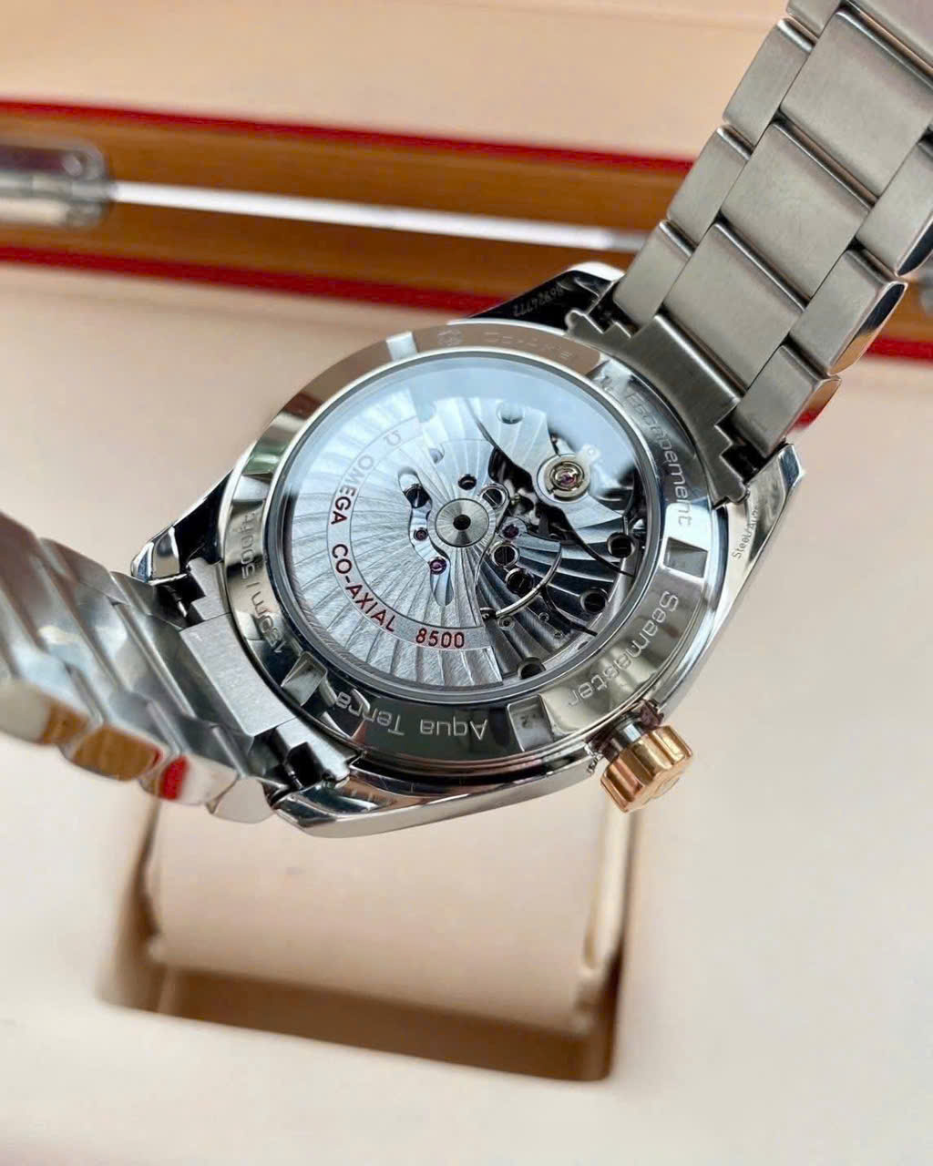 Đồng hồ Omega Seamaster Aqua Terra 231.20.39.21.06.003 Cũ Đồng hồ Omega Seamaster Aqua Terra 231.20.39.21.06.003 Cũ