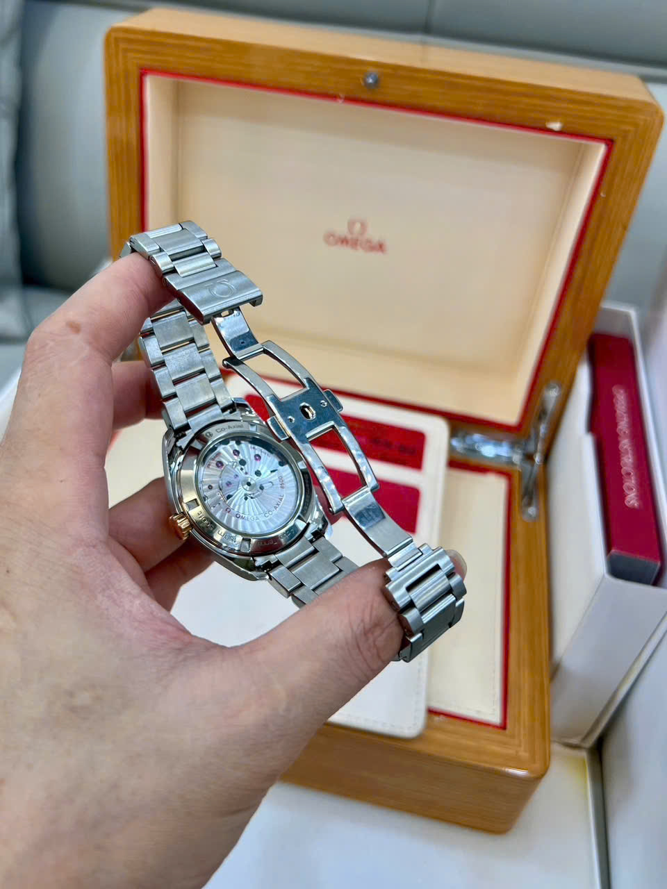 Đồng hồ Omega Seamaster Aqua Terra 231.20.39.21.06.003 Cũ Đồng hồ Omega Seamaster Aqua Terra 231.20.39.21.06.003 Cũ