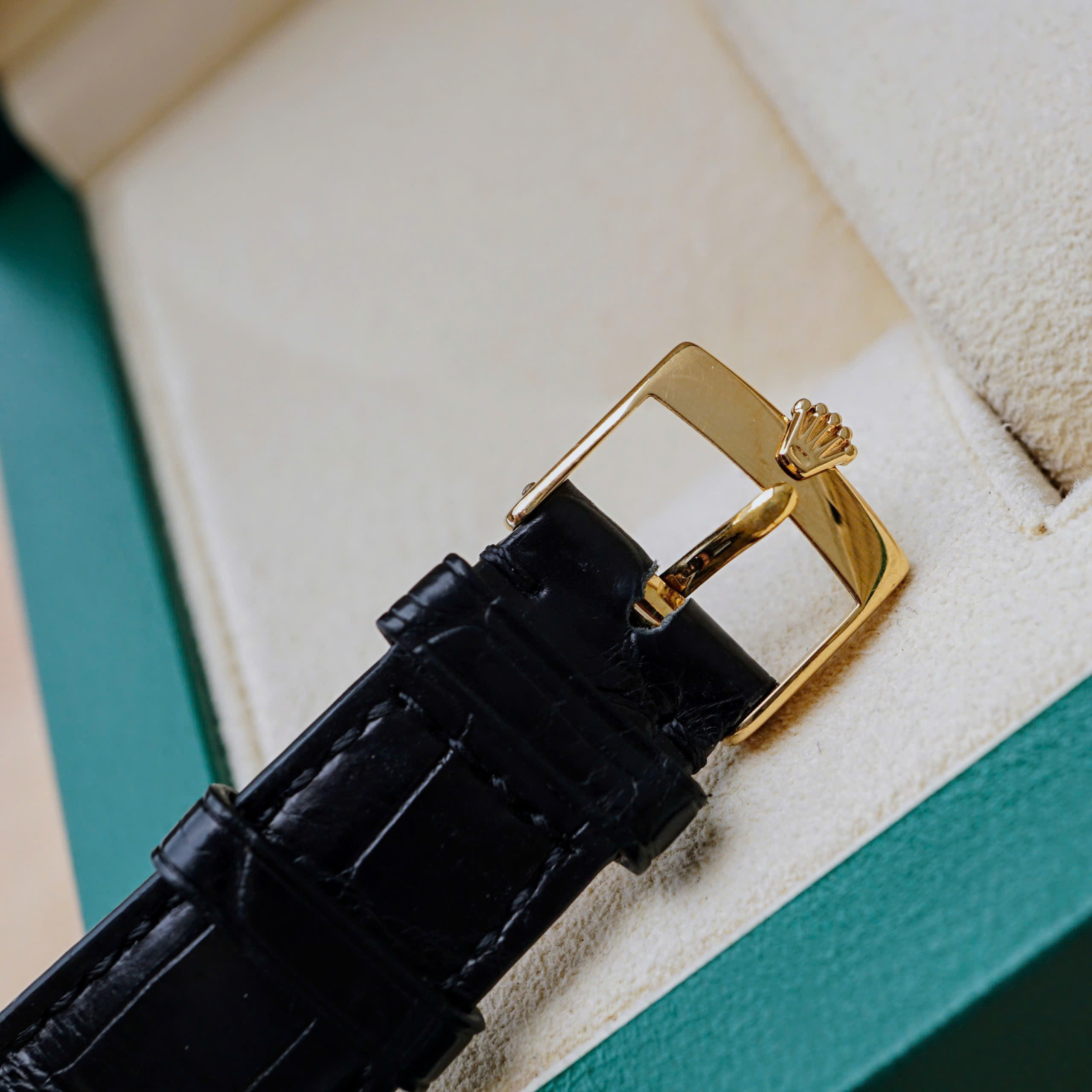 Đồng hồ Rolex Oysterquartz Day-Date 19018 Cũ Đồng hồ Rolex Oysterquartz Day-Date 19018 Cũ