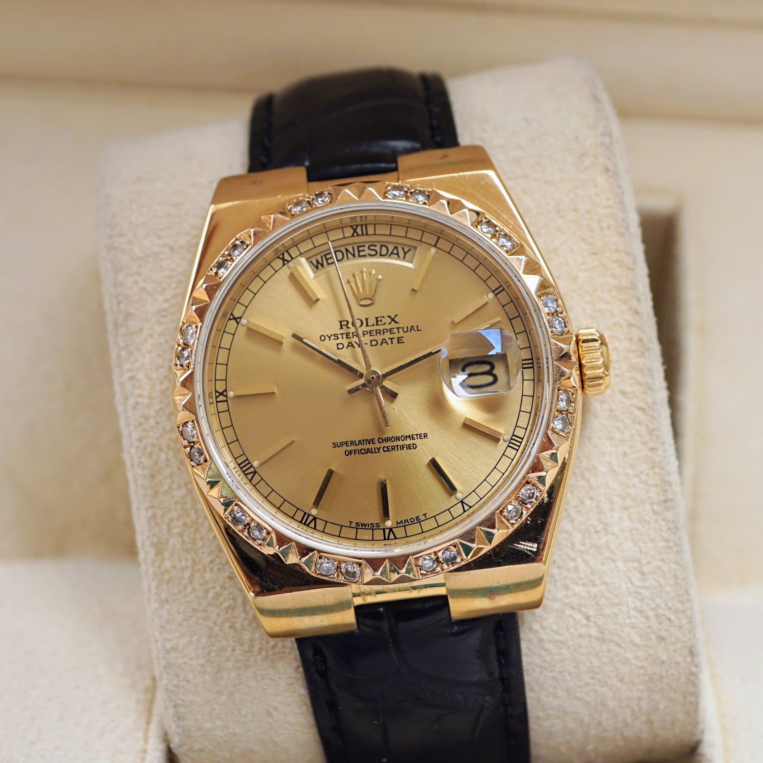 Đồng hồ Rolex Oysterquartz Day-Date 19018 Cũ Đồng hồ Rolex Oysterquartz Day-Date 19018 Cũ