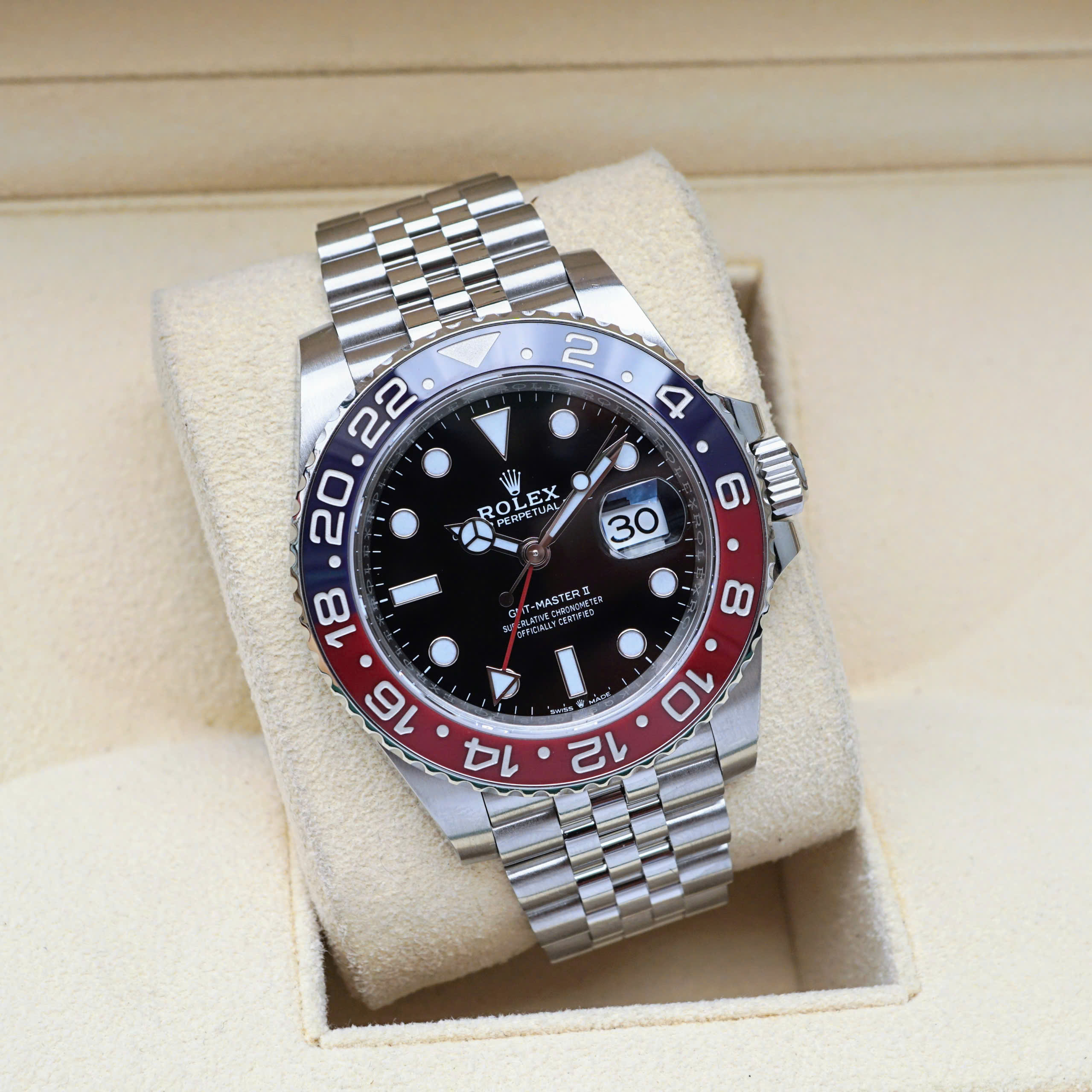 Đồng hồ Rolex Pepsi 126710 Cũ Đồng hồ Rolex Pepsi 126710 Cũ