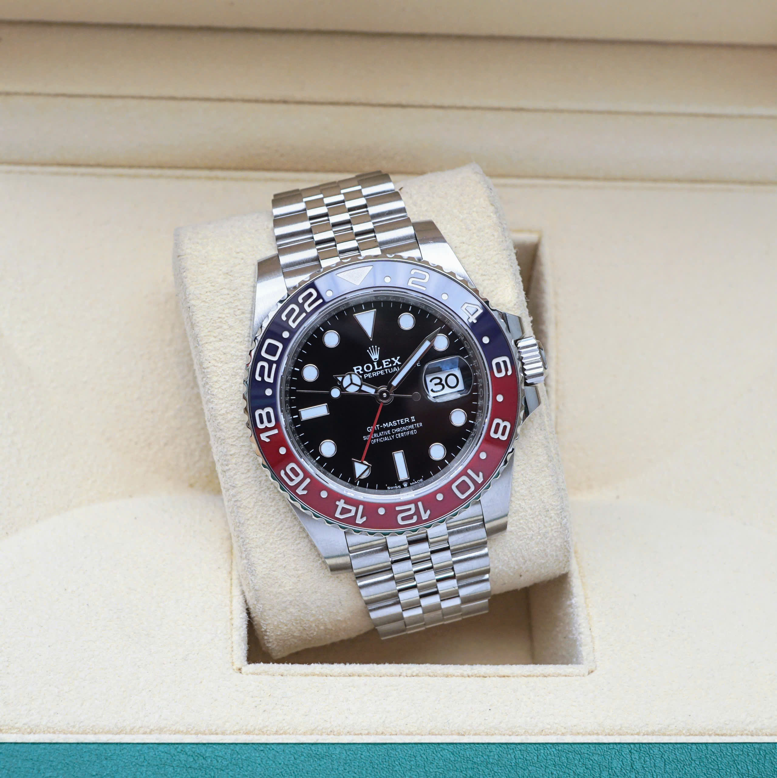 Đồng hồ Rolex Pepsi 126710 Cũ Đồng hồ Rolex Pepsi 126710 Cũ