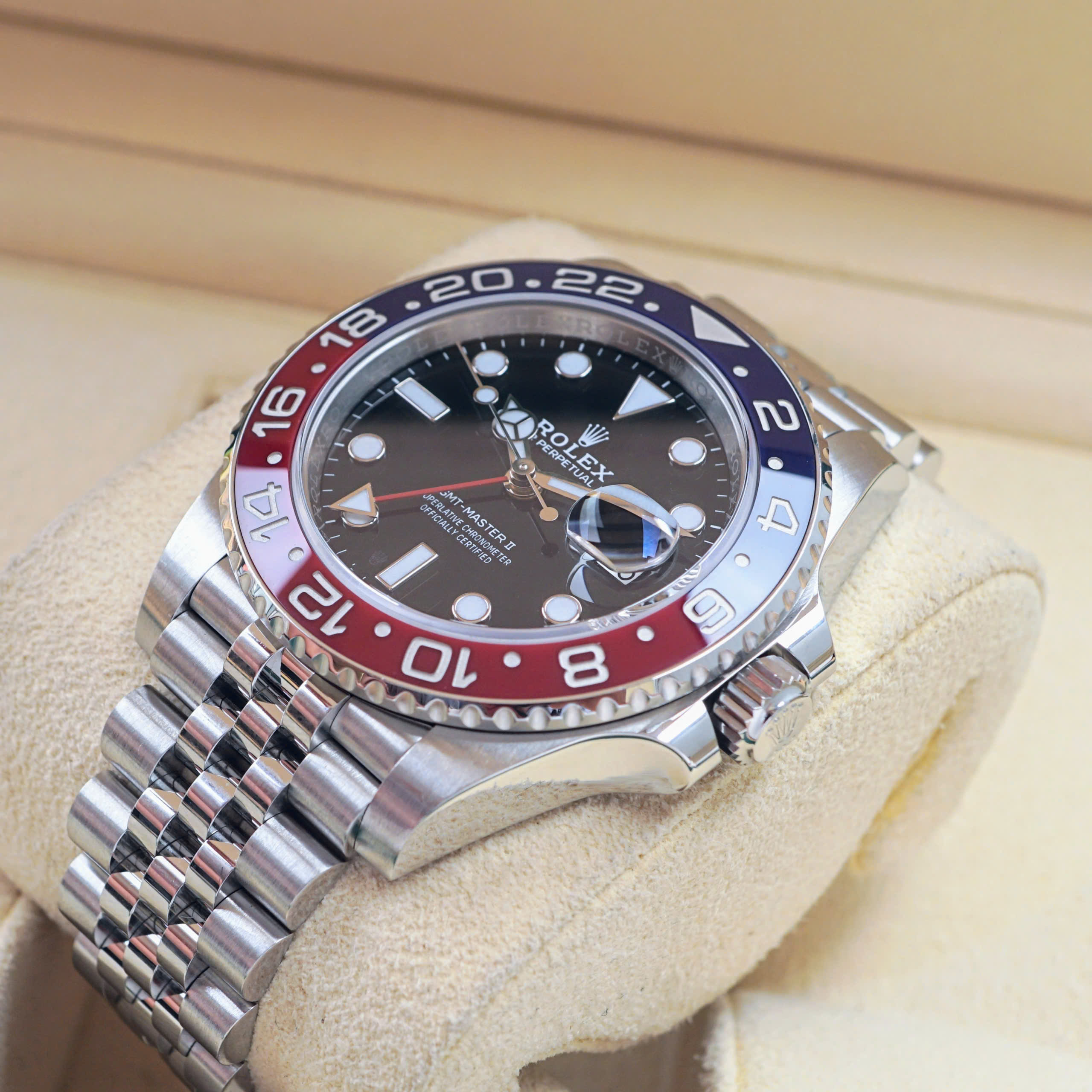 Đồng hồ Rolex Pepsi 126710 Cũ Đồng hồ Rolex Pepsi 126710 Cũ