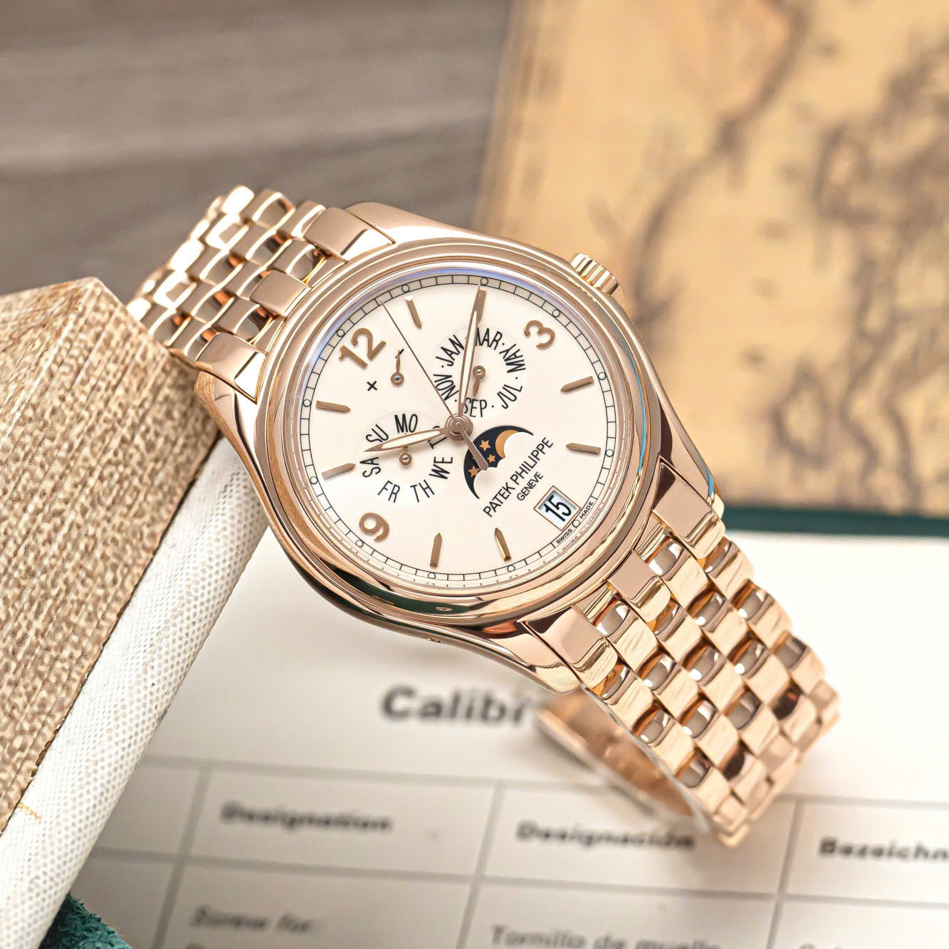 Đồng hồ Patek Philippe Complications 5146/1R-001 39mm Cũ Đồng hồ Patek Philippe Complications 5146/1R-001 39mm Cũ