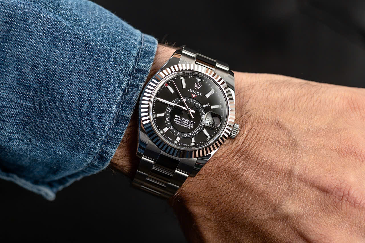 Đồng hồ Rolex Sky-Dweller Black 326934 Cũ Đồng hồ Rolex Sky-Dweller Black 326934 Cũ