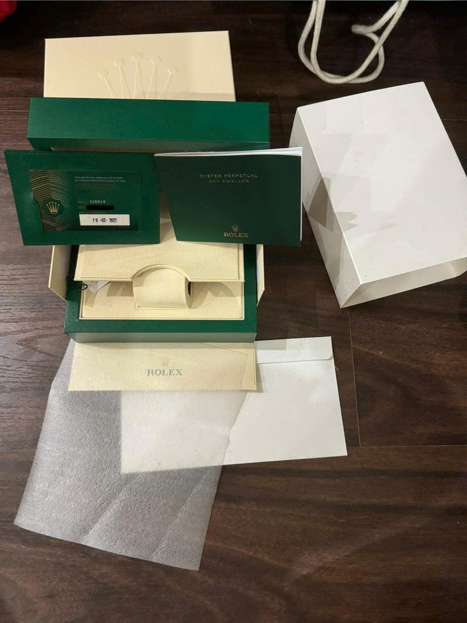 Đồng hồ Rolex Sky-Dweller Black 326934 Cũ Đồng hồ Rolex Sky-Dweller Black 326934 Cũ