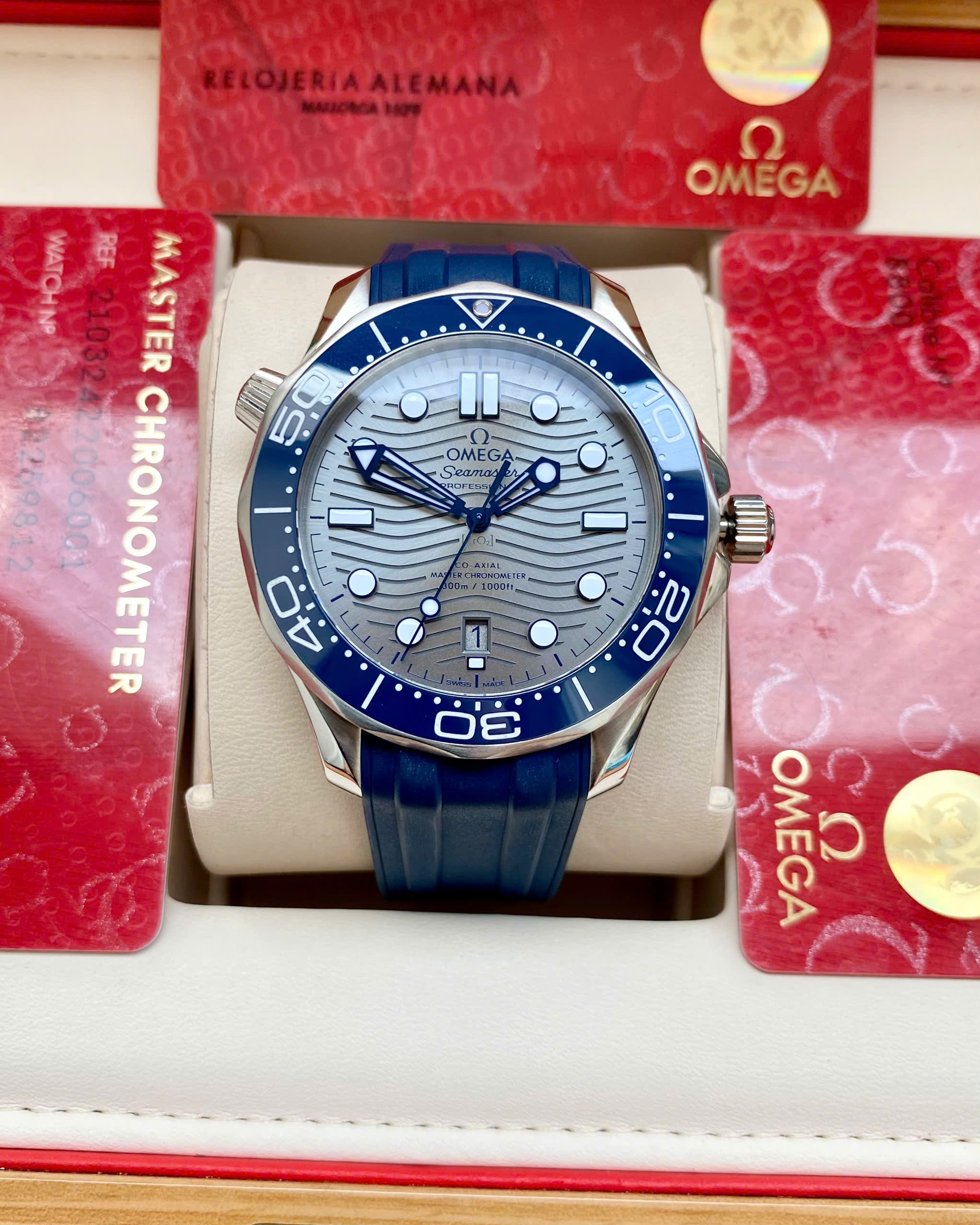 Đánh Giá Omega Seamaster Diver 300M 210.32.42.20.06.001 Cũ Đánh Giá Omega Seamaster Diver 300M 210.32.42.20.06.001 Cũ