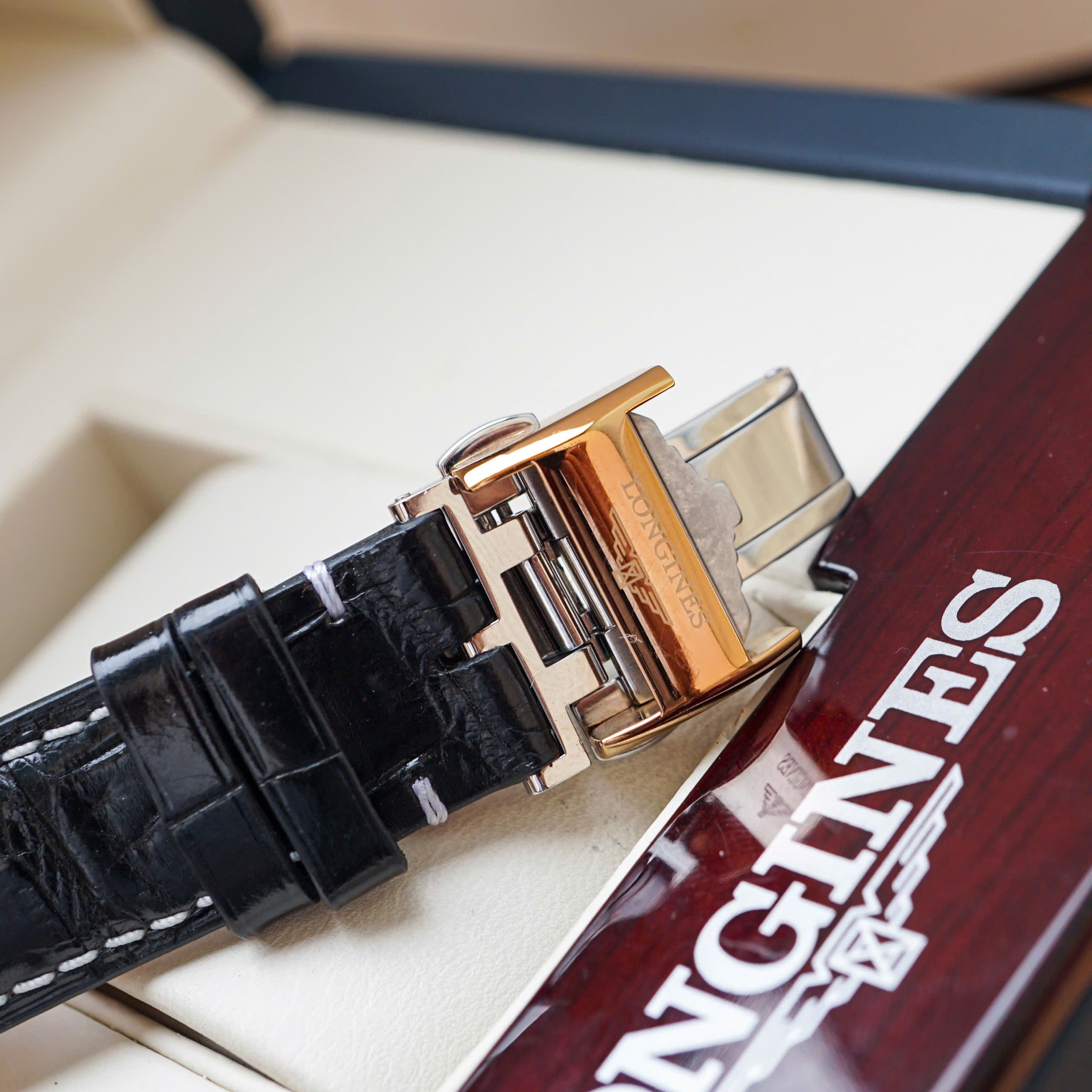 Đồng hồ Longines Elegant Collection L4.787.8.12.4 Cũ Đồng hồ Longines Elegant Collection L4.787.8.12.4 Cũ