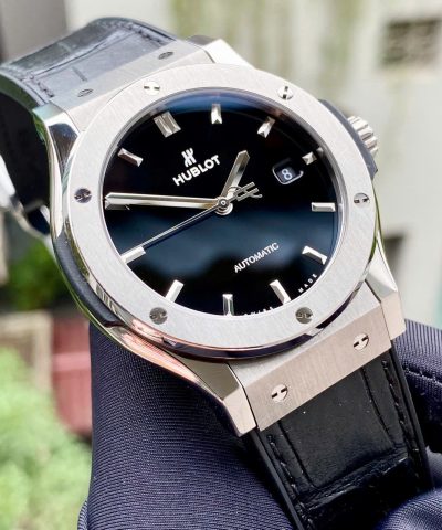 Đồng Hồ Hublot Classic Fusion Black Titanium 542.NX.1171.LR Cũ