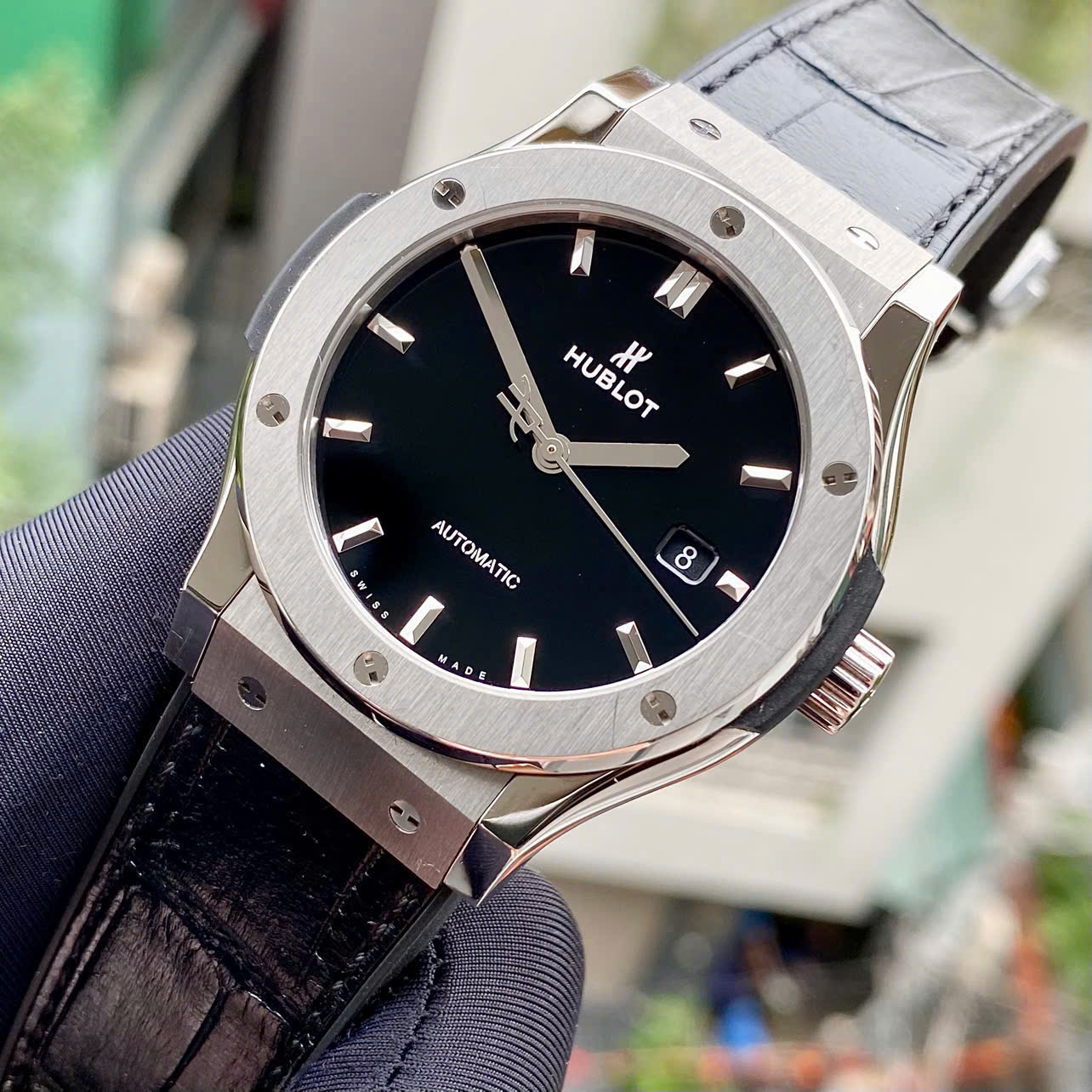 Đồng Hồ Hublot Classic Fusion Black Titanium 542.NX.1171.LR Cũ Đồng Hồ Hublot Classic Fusion Black Titanium 542.NX.1171.LR Cũ