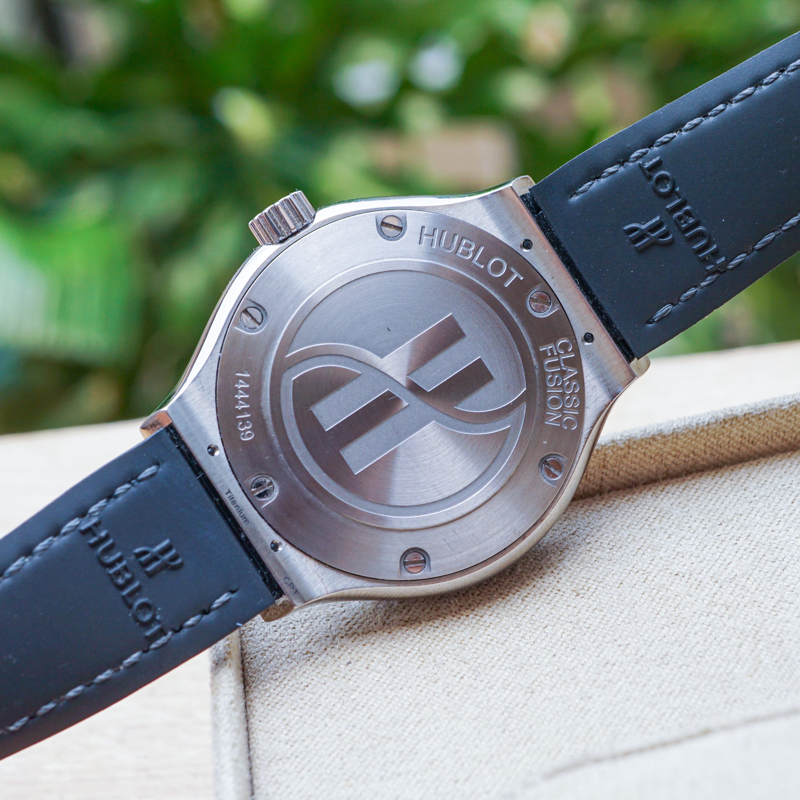 Đồng Hồ Hublot Classic Fusion 581.NX.7071.LR.1104 Cũ Đồng Hồ Hublot Classic Fusion 581.NX.7071.LR.1104 Cũ
