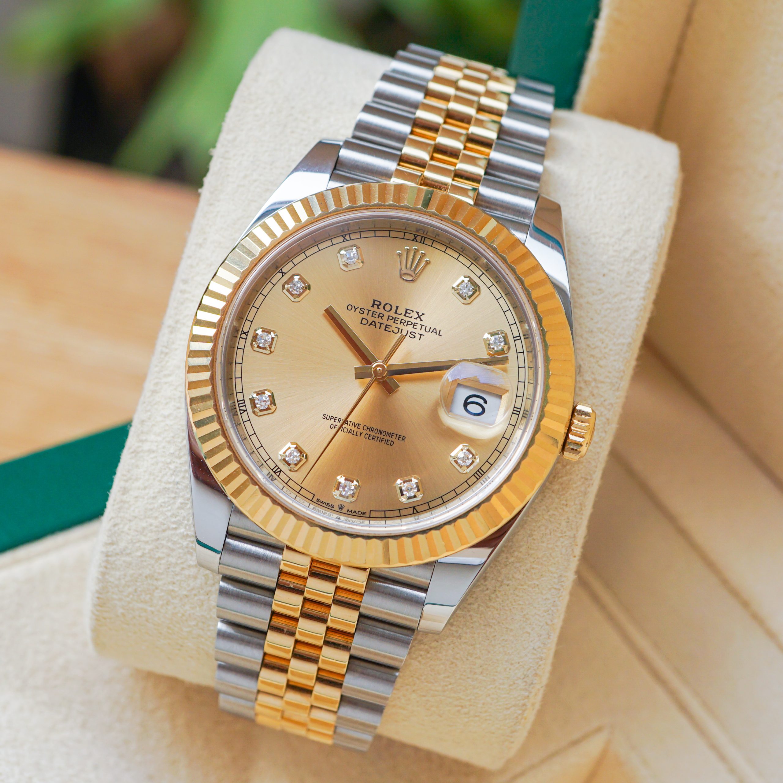 Đồng hồ Rolex Datejust 126333 ChampagneĐồng hồ Rolex Datejust 126333 Champagne Đồng hồ Rolex Datejust 126333 Champagne