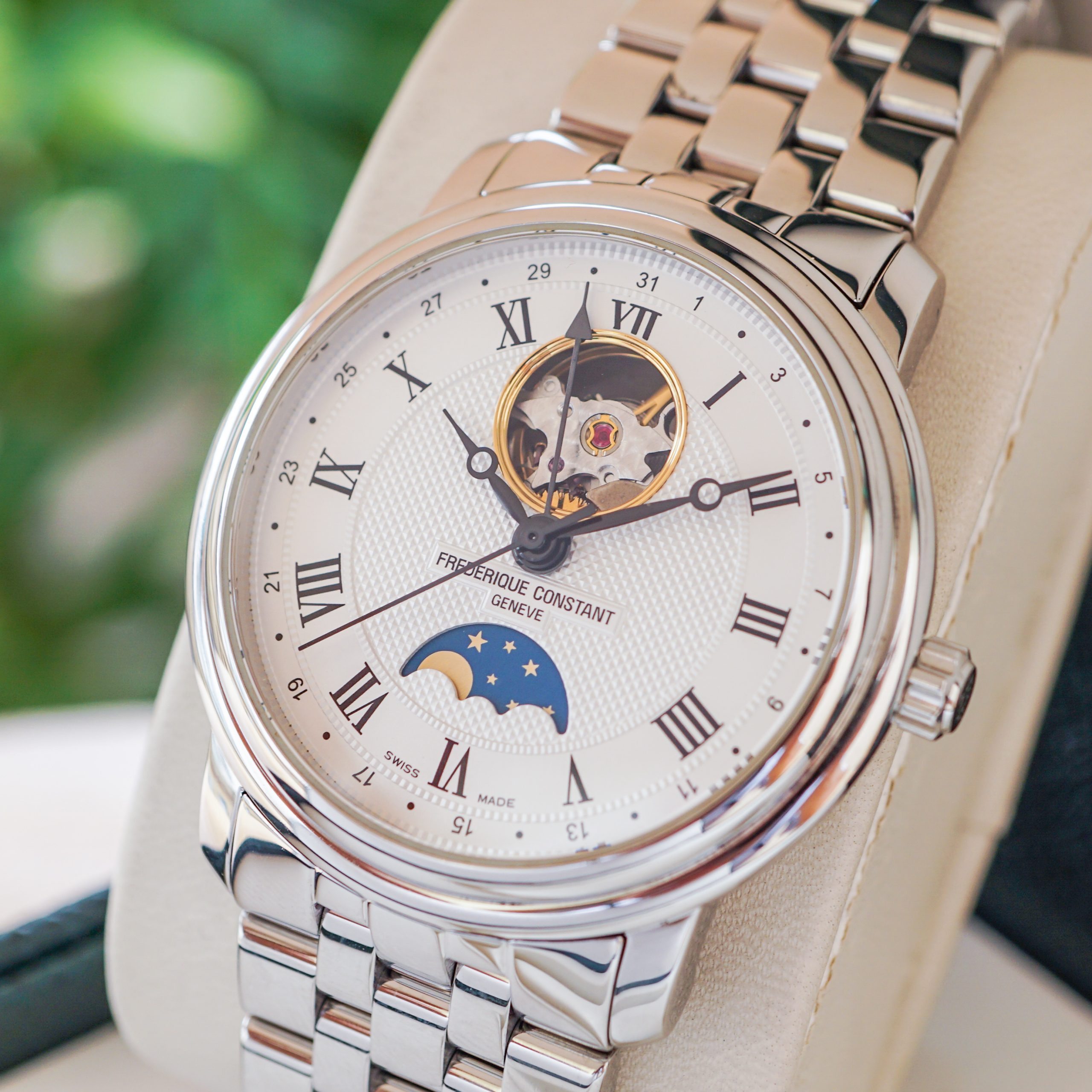 DSC07735 Đồng Hồ Frederique Constant Moonphase FC-335MC4P6B2 Cũ