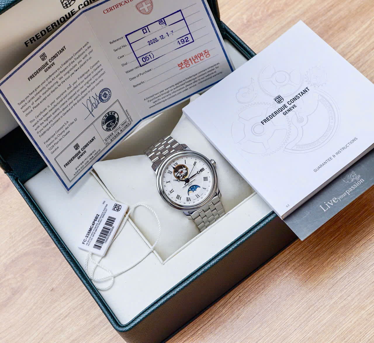 Đồng Hồ Frederique Constant Moonphase FC-335MC4P6B2 Cũ Đồng Hồ Frederique Constant Moonphase FC-335MC4P6B2 Cũ