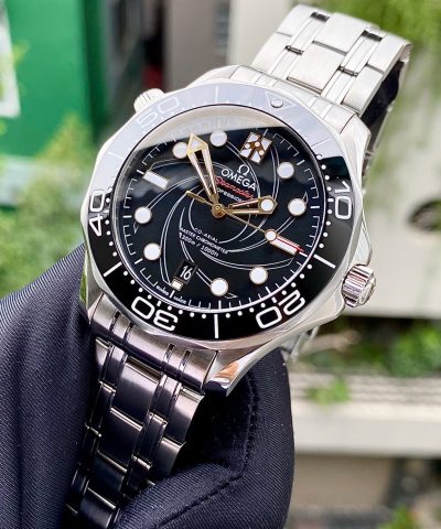 Đồng hồ Omega Seamaster Diver 300M "James Bond" 210.22.42.20.01.004 Cũ