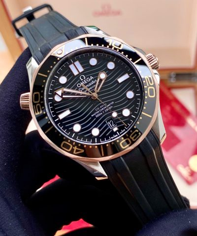 Đồng hồ Omega Seamaster Diver 300M 210.22.42.20.01.002 Cũ