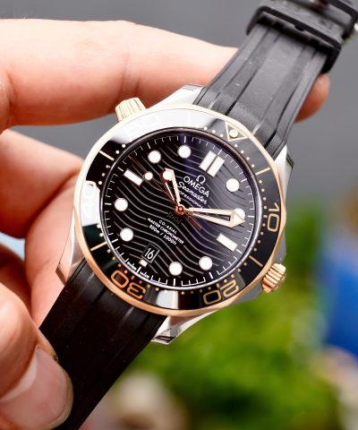 Đồng hồ Omega Seamaster Diver 300M 210.22.42.20.01.002 Cũ