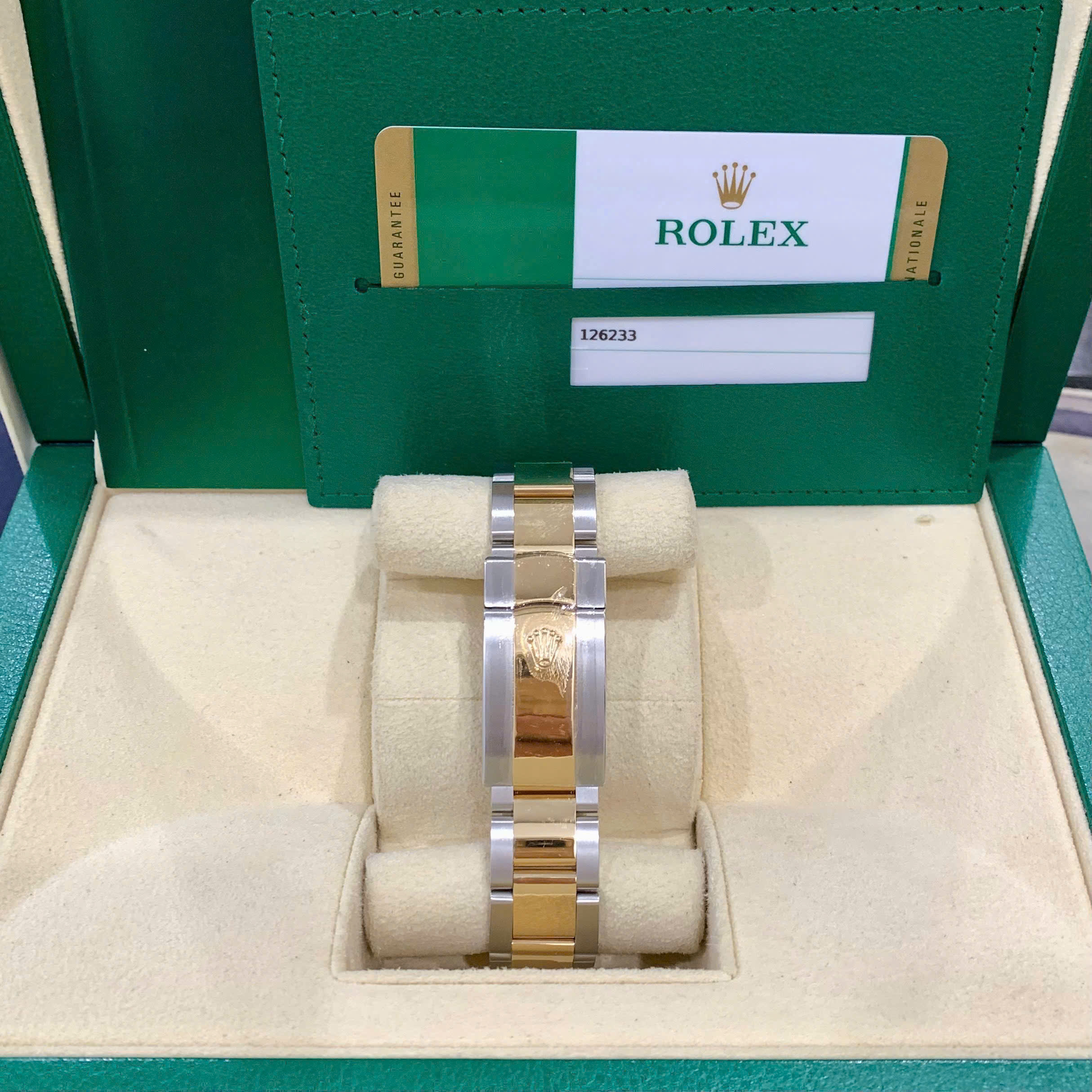Đồng hồ Rolex Datejust 126233 Cũ Đồng hồ Rolex Datejust 126233 Cũ