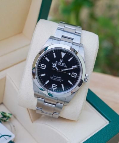 Đồng hồ Rolex Explorer 214270 Cũ