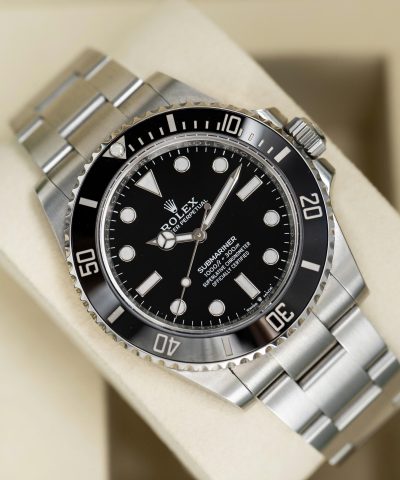 Đồng hồ Rolex Submariner 124060 No Date Cũ